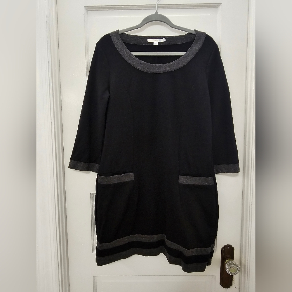 Boden Black and Gray 3/4 Sleeve Scoop Neck Dress